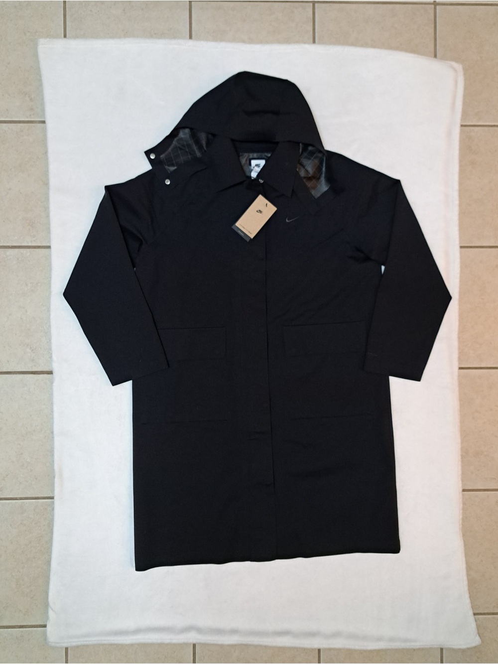 Nike Windrunner Storm-FIT ADV Oversized Waterproof Trench Coat -Wmns Size SMALL